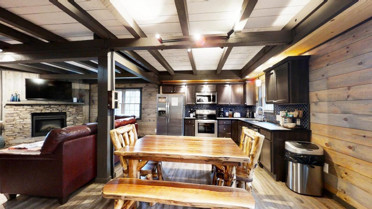 Bigfoots Hideaway Cabin Gatlinburg Ngoại thất bức ảnh