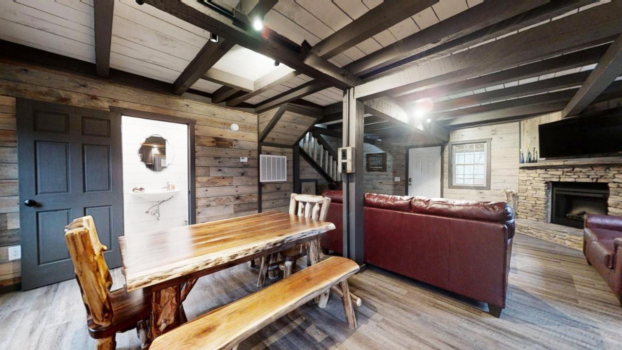 Bigfoots Hideaway Cabin Gatlinburg Ngoại thất bức ảnh