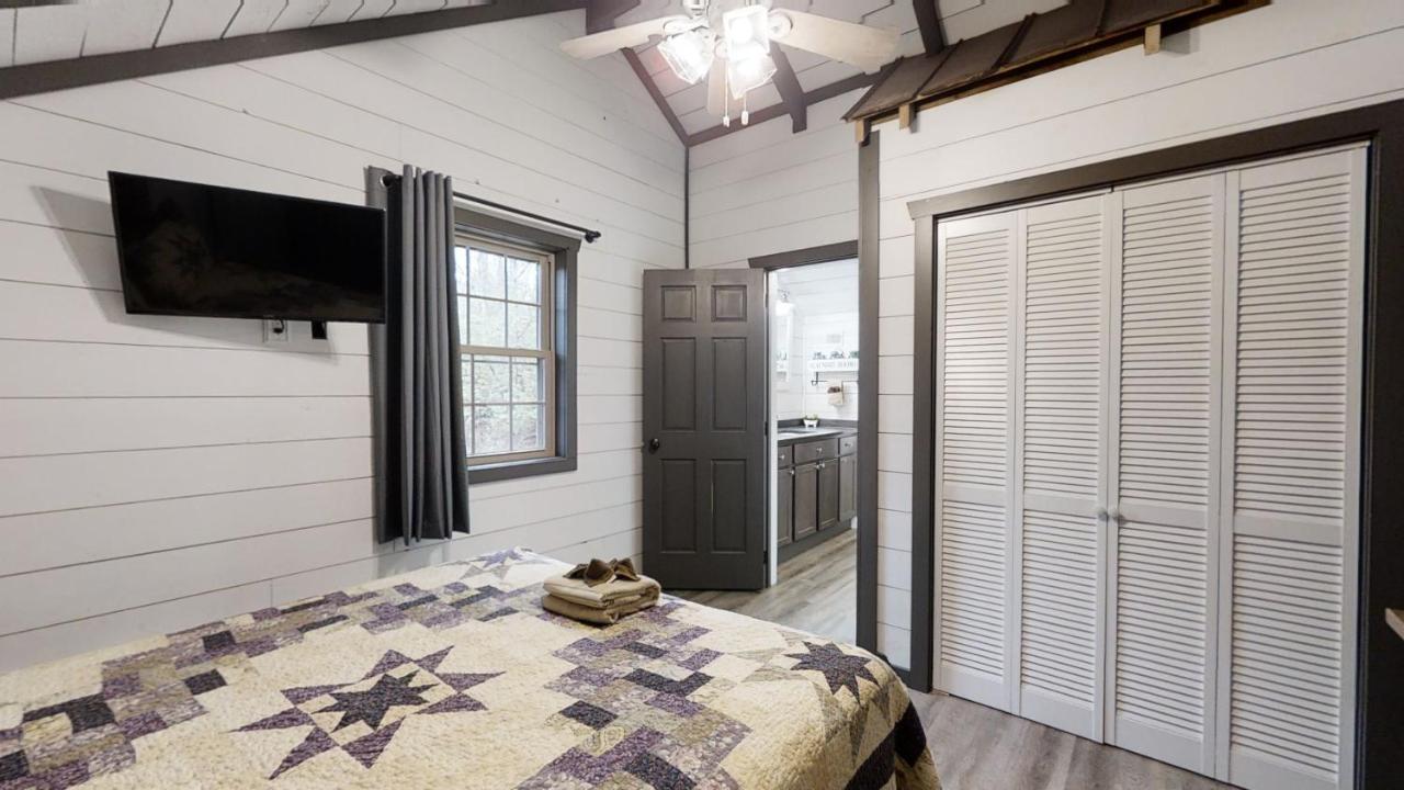 Bigfoots Hideaway Cabin Gatlinburg Ngoại thất bức ảnh