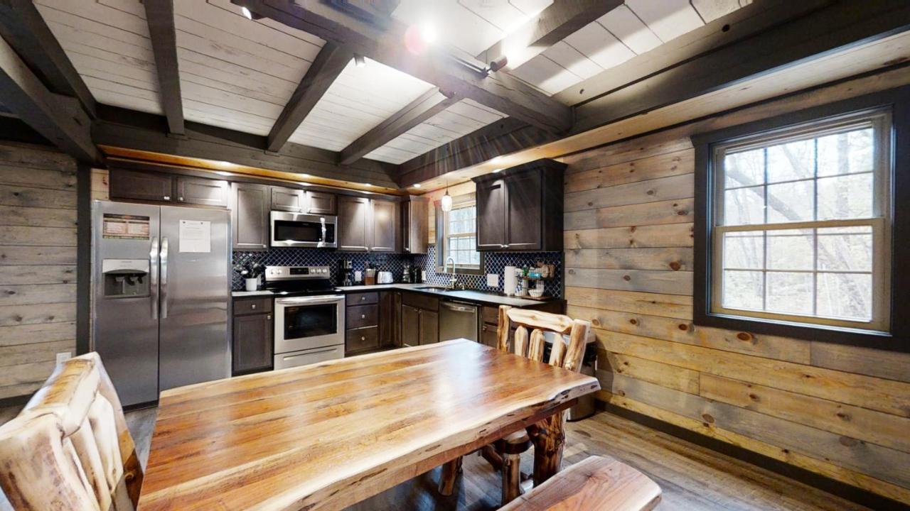 Bigfoots Hideaway Cabin Gatlinburg Ngoại thất bức ảnh