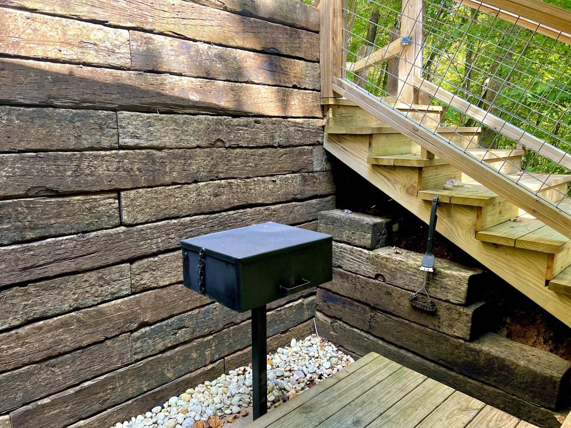 Bigfoots Hideaway Cabin Gatlinburg Ngoại thất bức ảnh